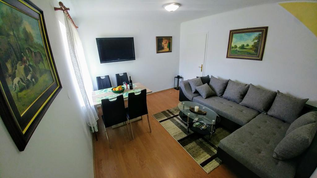 Apartments Ina Рогашка Слатина Экстерьер фото