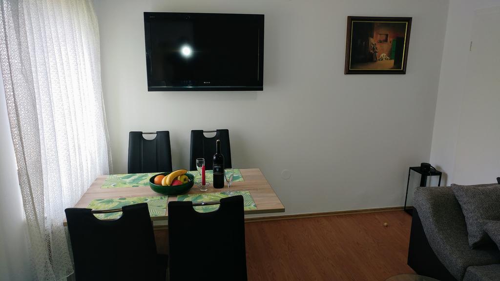 Apartments Ina Рогашка Слатина Экстерьер фото